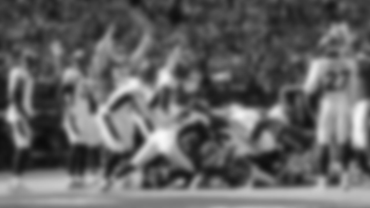Kansas City Chiefs face off against the Denver Broncos at GEHA Field at Arrowhead Stadium on January 01, 2023.
