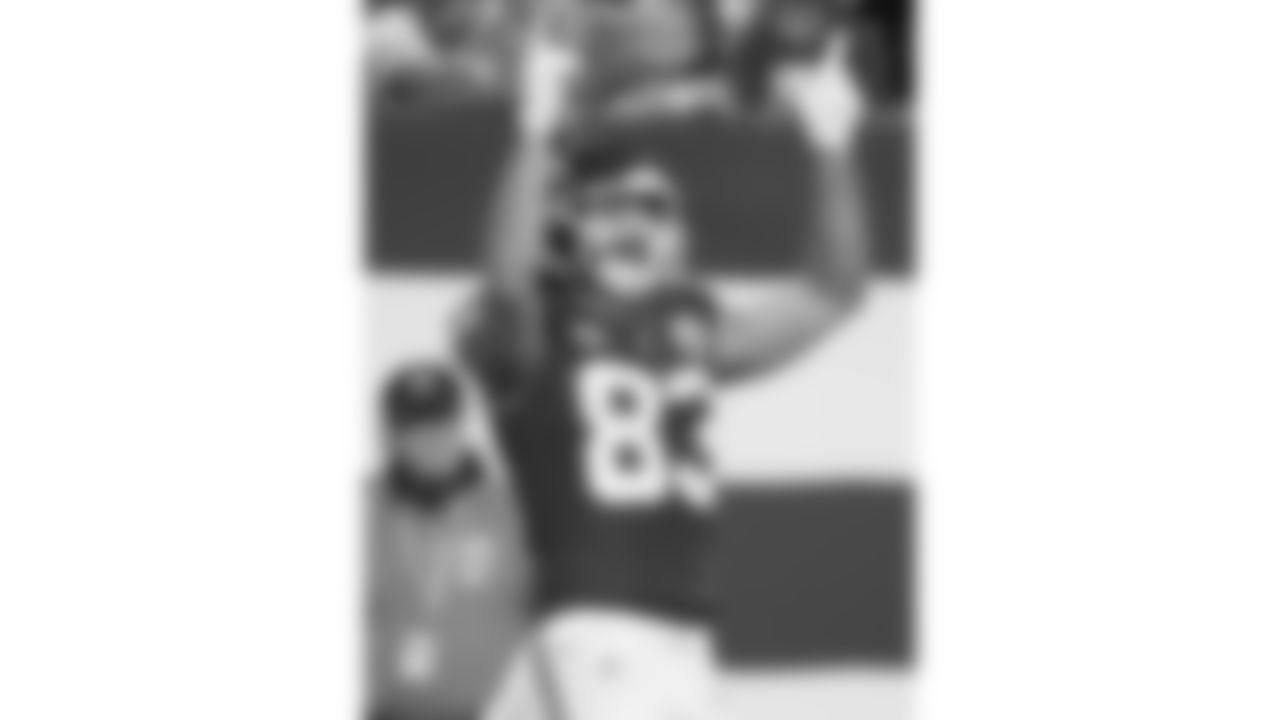 Kansas City Chiefs tight end Noah Gray (83) celebrates in the end zone during the regular season Week 4 NFL Football Game on Sunday, October 1, 2023 at MetLife Stadium in East Rutherford, NJ.