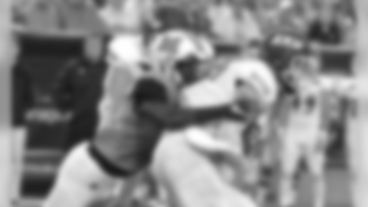 064_Omari Cobb
