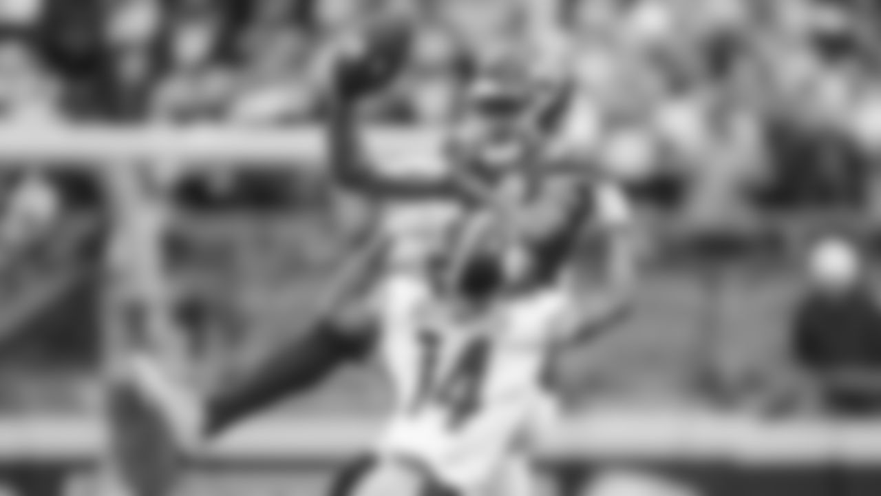 Kansas City Chiefs cornerback Charvarius Ward (35) intercepts the ball during an NFL football game against the Pittsburgh Steelers, Sunday, December 26, 2021 in Kansas City.