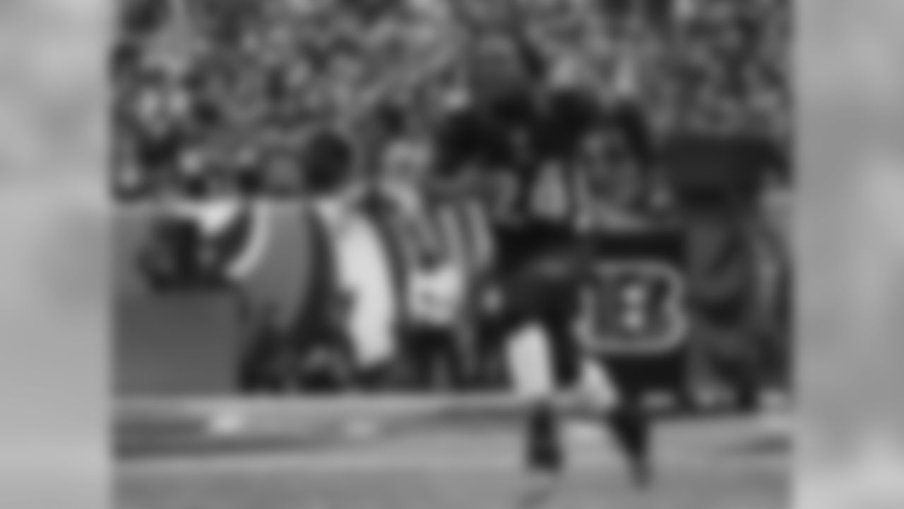 Bengals CB Adam Jones (24)