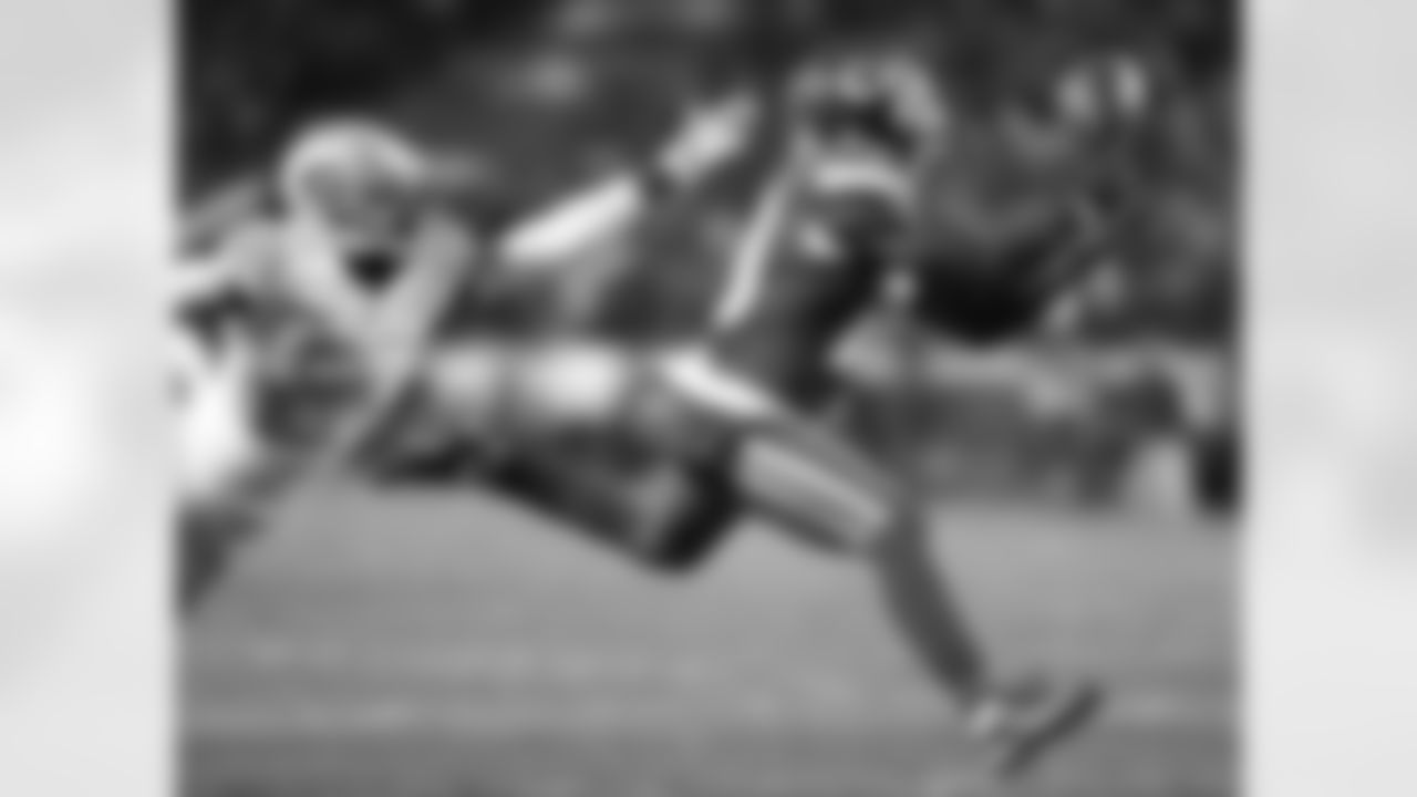 Kansas City Chiefs wide receiver Tyreek Hill (10)