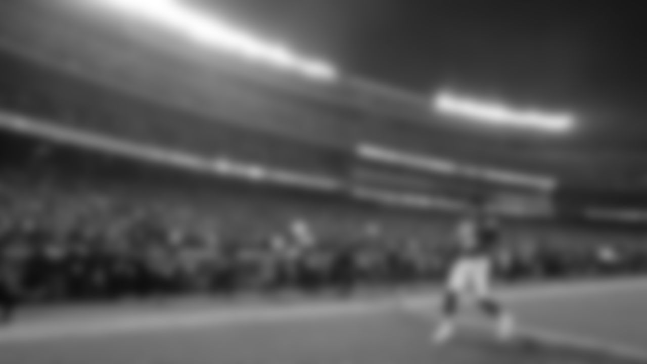Kansas City Chiefs quarterback Patrick Mahomes (15) gives his pregame yell prior to an NFL football game against the Las Vegas Raiders, Monday October 10, 2022.