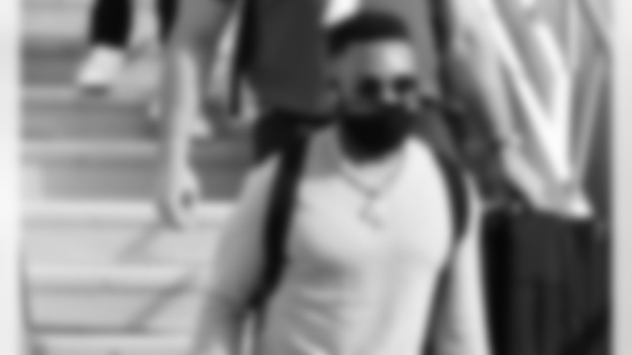 033_TravBalt