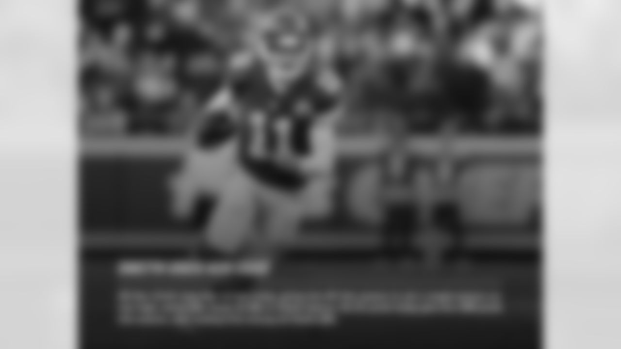 SMITH USES HIS LEGS: QB Alex Smith had nine carries today, giving him 84 this season to set a single-season career-high, which also leads all QBs in Chiefs history. His 61 yards today give him 498 yards this season, also ranking first among all Chiefs QBs.
