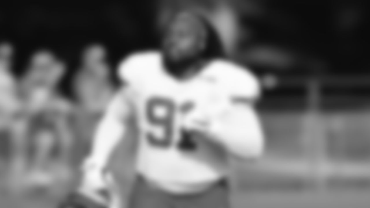 Kansas City Chiefs nose tackle Derrick Nnadi (91) runs on to the field before training camp at Missouri Western State University.