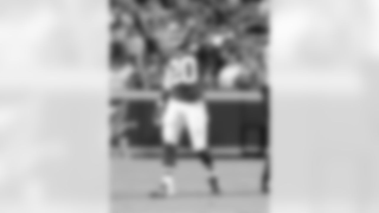 DB Steven Nelson