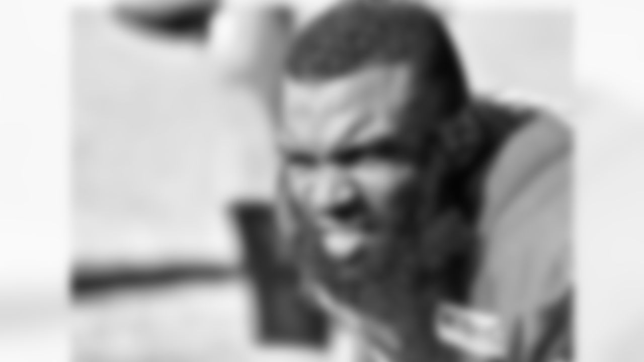 Kansas City Chiefs wide receiver Mike Williams (15)
