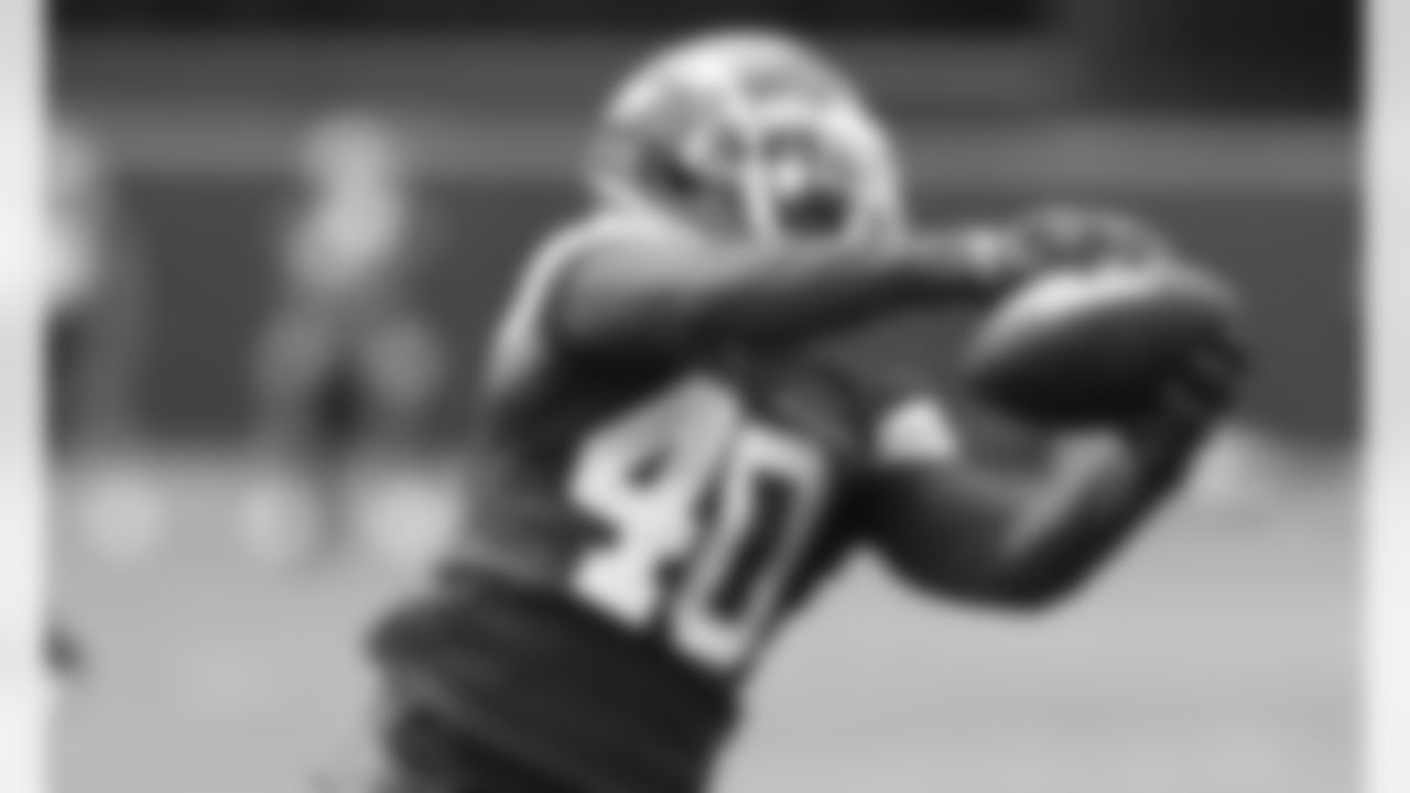 RB Derrick Gore(40) during practice at the first day at Chiefs rookie mini camp.