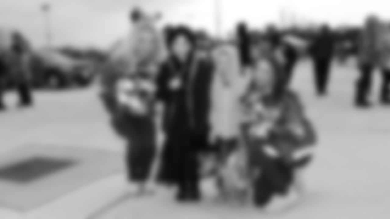 KC Wolf, Chiefs Cheerleaders, and former Chiefs wide receiver Danan Hughes visited with guests at the Paragon Star Park in Lees Summit, KS on October 27, 2023