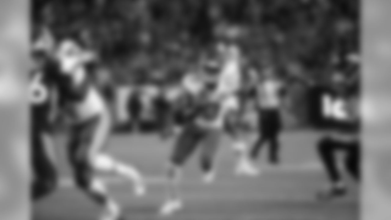 Chiefs vs Broncos at Broncos Stadium at Mile High on October 1, 2018