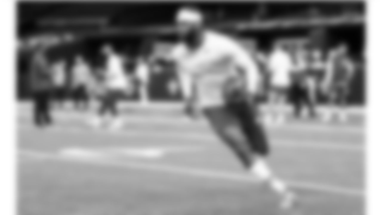 Kansas City Chiefs wide receiver Ihmir Smith-Marsette (82) during pregame warmups at the Chiefs preseason Week 1 matchup against the New Orleans Saints on Sunday, August 13, 2023.