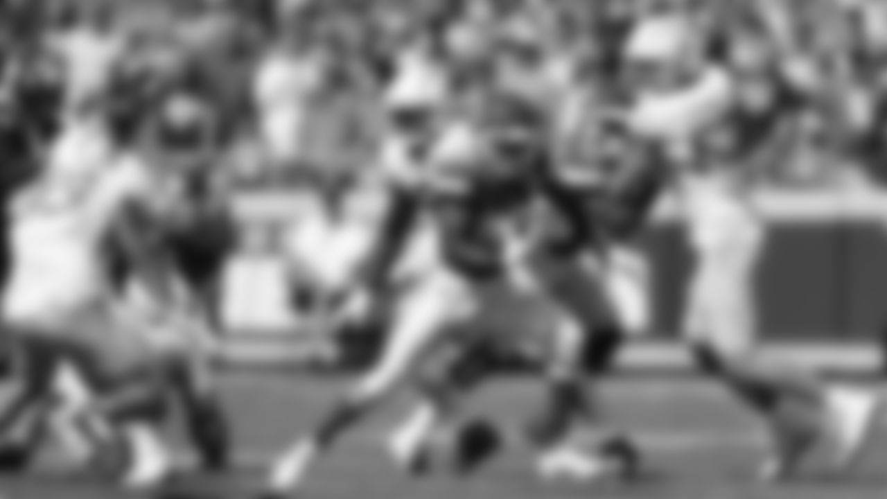 Kansas City Chiefs vs Los Angeles Chargers at GEHA Field at Arrowhead Stadium in Kansas City, MO on September 26, 2021