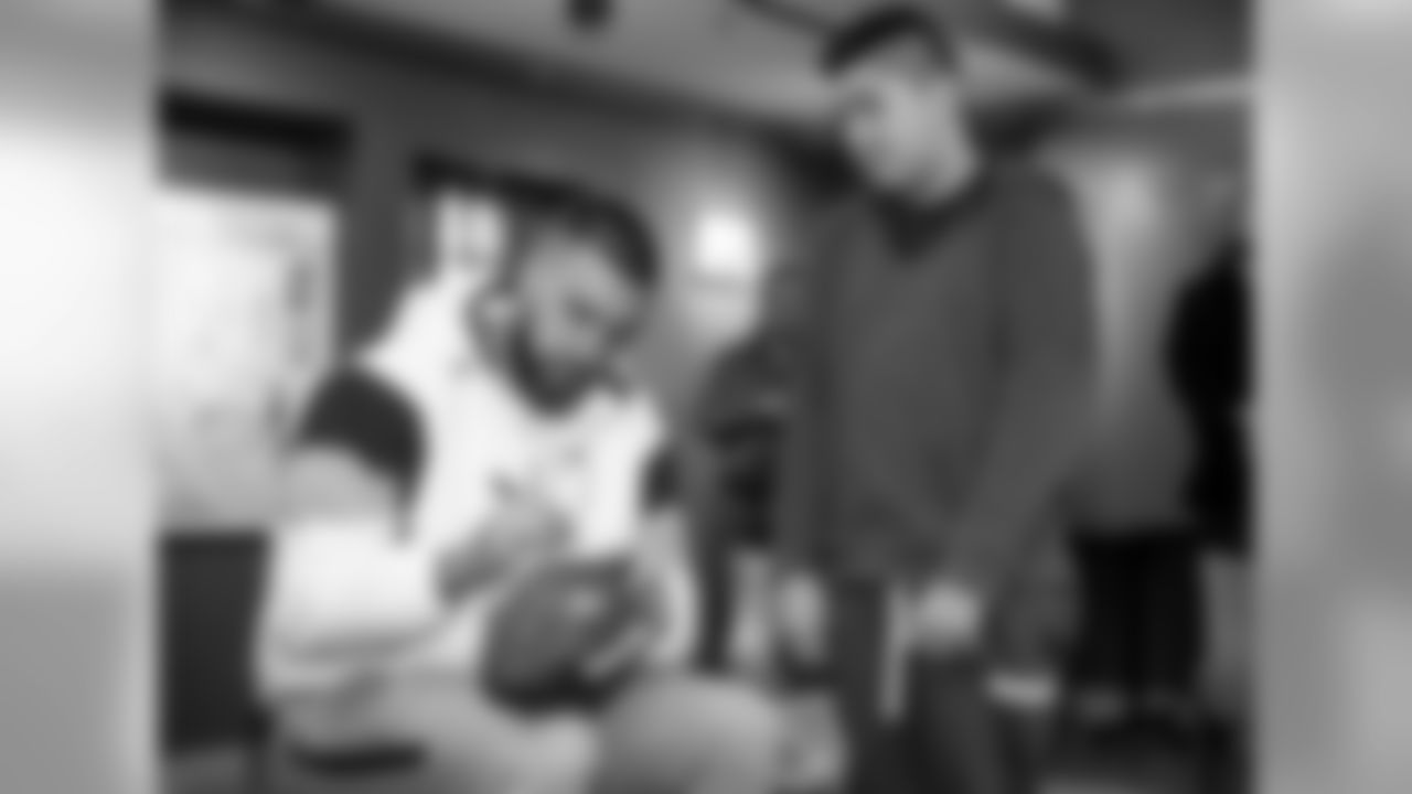 Pat Mahomes and Travis Kelce make a surprise visit to a family in need. While there, representatives from KC Southern and the Guadalupe Centers will inform the family that they will help pay for their home utilities for a year's duration via the Guadalupe Centers' Family Support Services programming. During the visit, Pat and Travis also brought along food and gifts for the family.