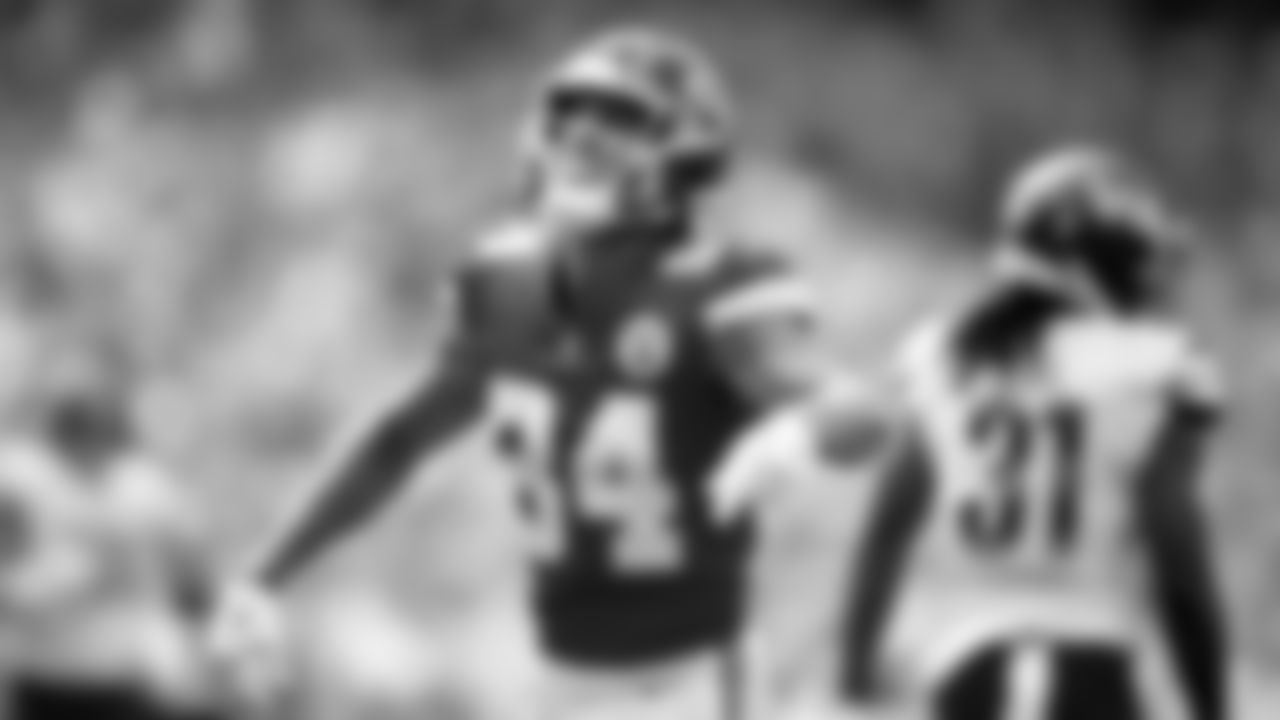 The Kansas City Chiefs face the Washington Commanders at GEHA Field at Arrowhead Stadium on August 20, 2022