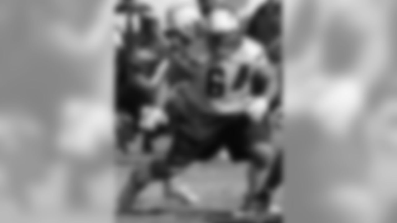 San Diego Chargers guard Micheal Huey