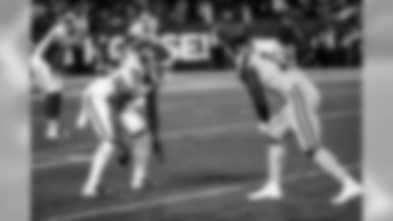 Kansas City Chiefs at Los Angeles Rams at Los Angeles Memorial Coliseum on November 19, 2018