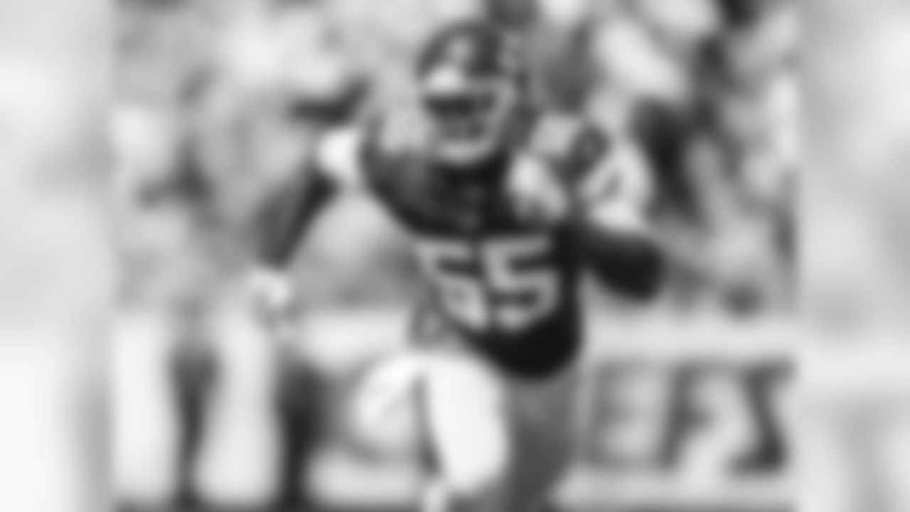 2014 Pick #23 - DE from Auburn Dee Ford