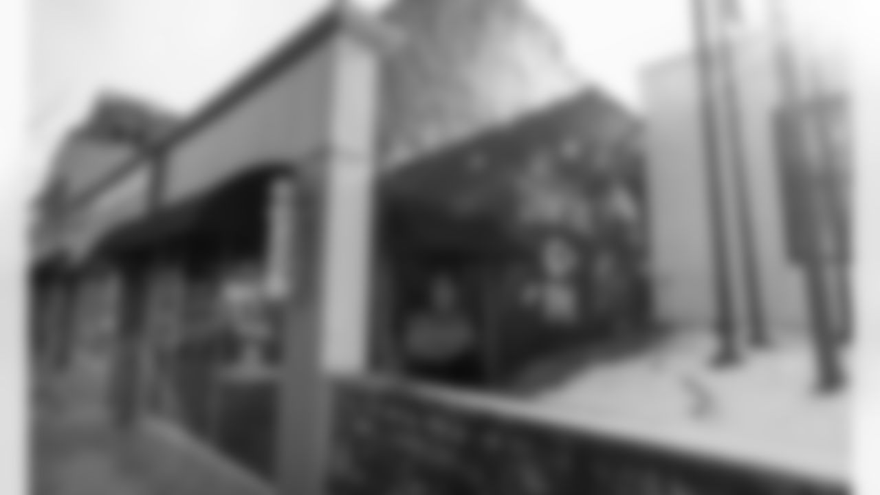 The LIV Champions mural located at Herringbone in Overland Park, KS