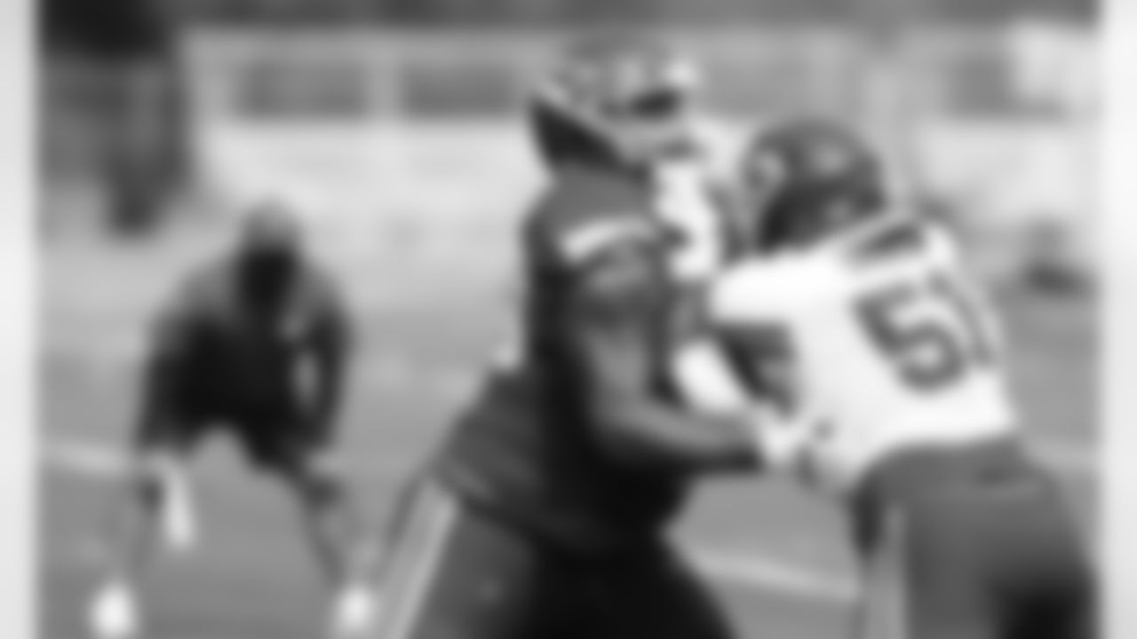 Kansas City Chiefs defensive end Mike Danna (51) during practice at the University of Kansas Health System Training Complex