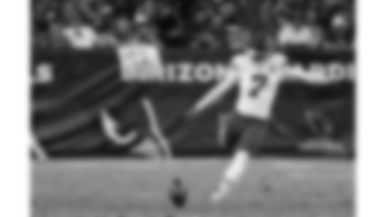 Kansas City Chiefs kicker Harrison Butker (7) kicks the ball off during the game at the Chiefs preseason Week 2 matchup against the Arizona Cardinals on Saturday, August 19, 2023.