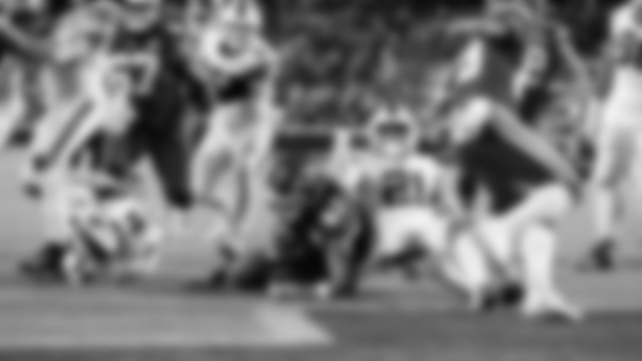 Kansas City Chiefs vs Buffalo Bills at GEHA Field at Arrowhead Stadium in Kansas City, MO on October 10, 2021
