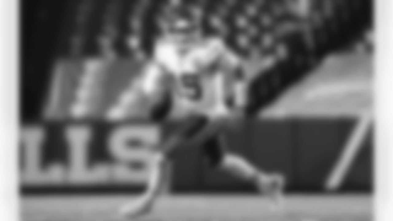 Kansas City Chiefs Quarterback Patrick Mahomes (15) running with the ball during an NFL football game against the Buffalo Bills, Monday, Oct. 19, 2020 in Orchard Park, NY.