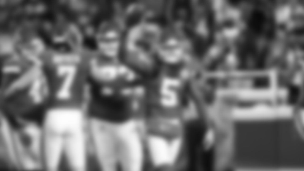 Kansas City Chiefs vs Dallas Cowboys, GEHA Field at Arrowhead Stadium, Kansas City, MO on November 21, 2021