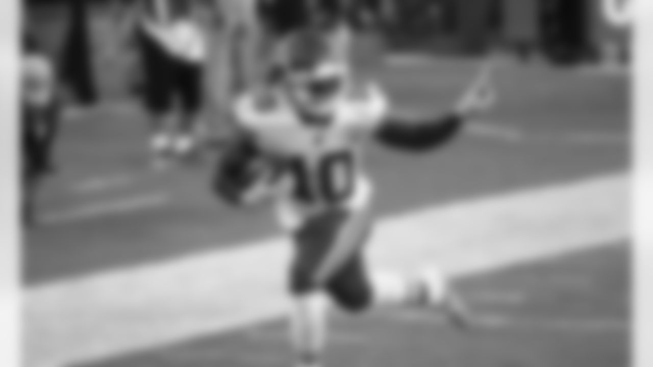 Kansas City Chiefs wide receiver Tyreek Hill (10) during an NFL football game against the Tampa Bay Buccaneers at Raymond James Stadium on November 29, 2020.