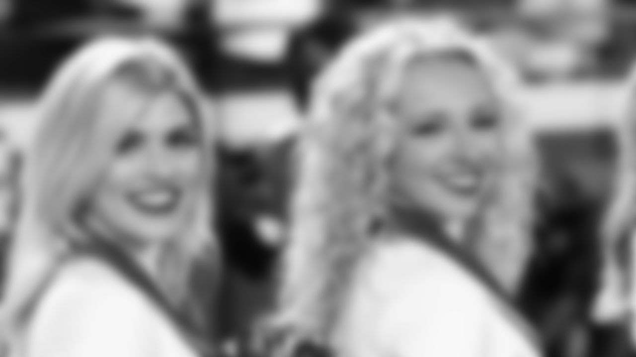Kansas City Chiefs Cheerleaders during an NFL football game against the New York Giants, Monday, November 1, 2021 in Kansas City.