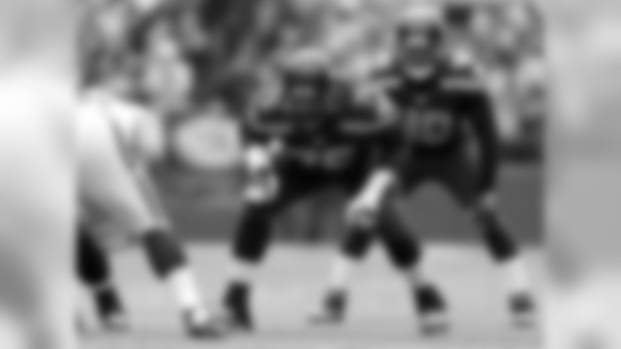Seahawks OL Russel Okung (76)