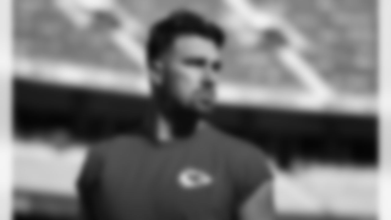 Kansas City Chiefs Tight End Travis Kelce (87) during pregame warmups prior to an NFL football game against the New England Patriots, Monday, Oct. 5, 2020 in Kansas City. (Steve Sanders/Kansas City Chiefs via AP)