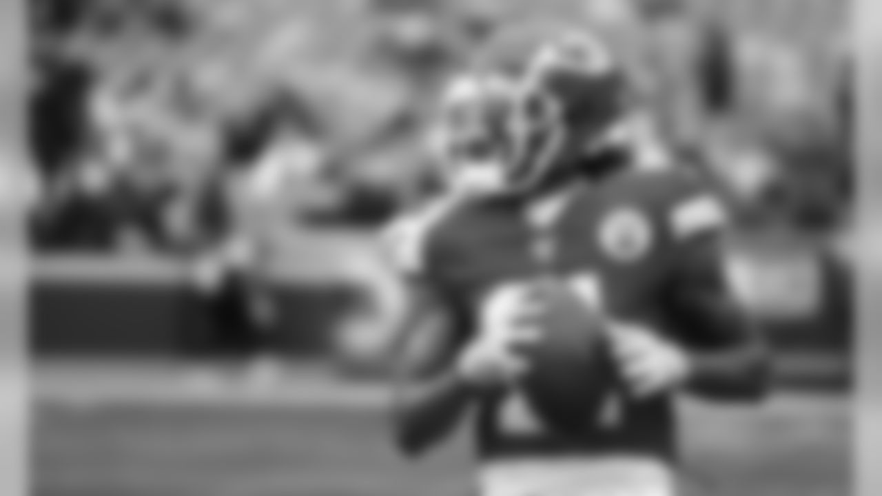 The Kansas City Chiefs take on the Los Angeles Chargers on December 29, 2019.