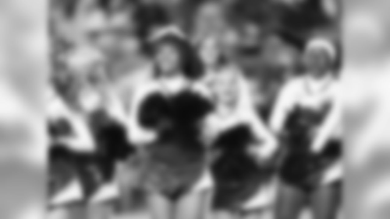037_CIN-JRCC-Halftime