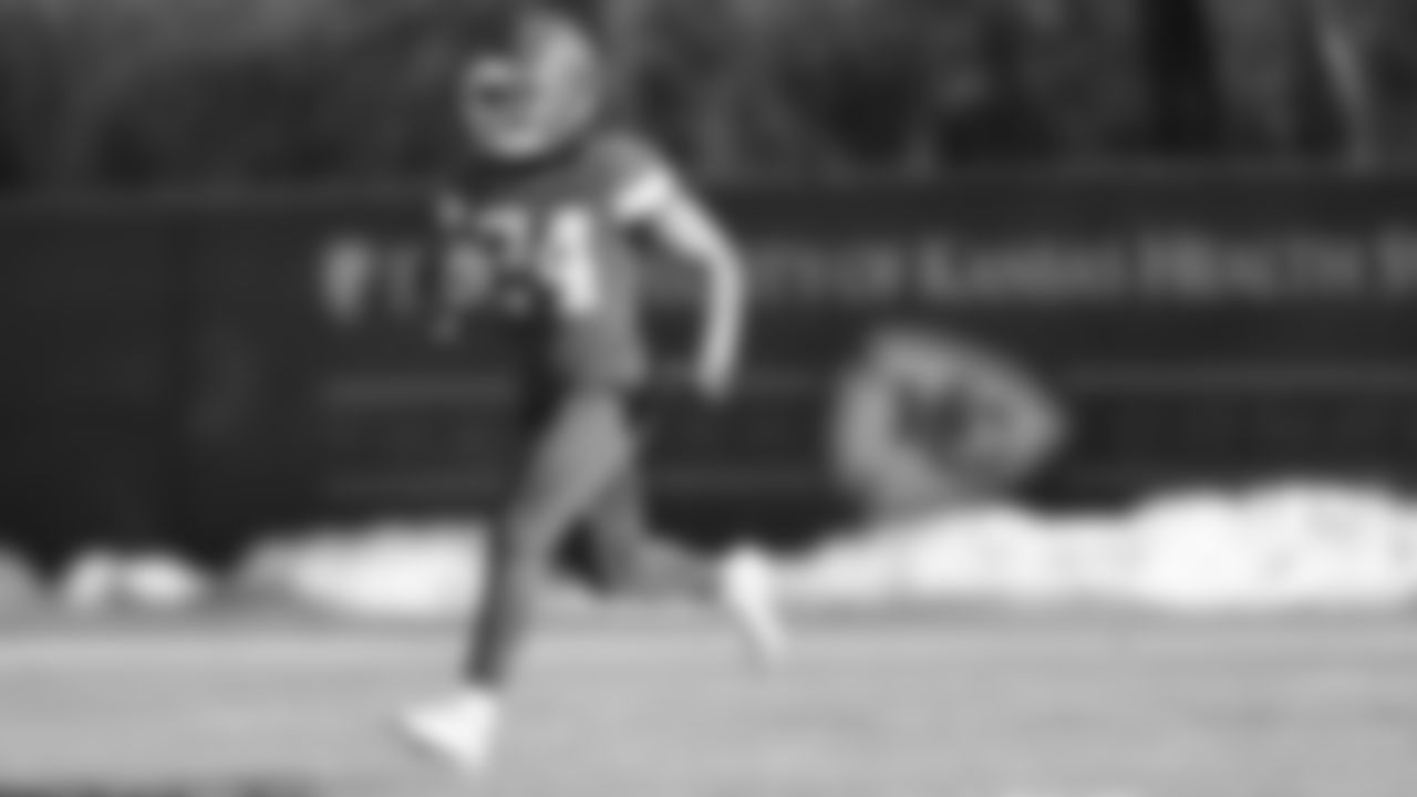 Kansas City Chiefs wide receiver Skyy Moore (24) runs with the ball during practice on Thursday, December 29, 2022.