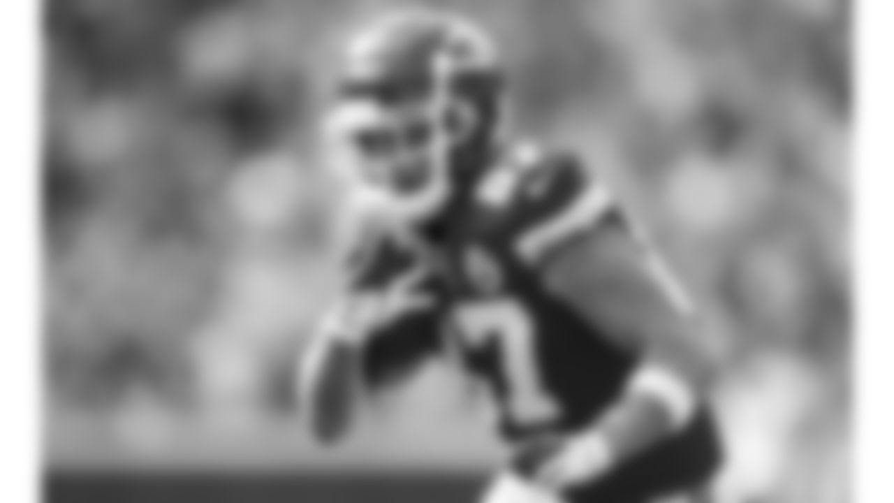 Kansas City Chiefs tight end Travis Kelce (87) during an NFL football game against the Cleveland Browns, Sunday, September 12, 2021 in Kansas City.