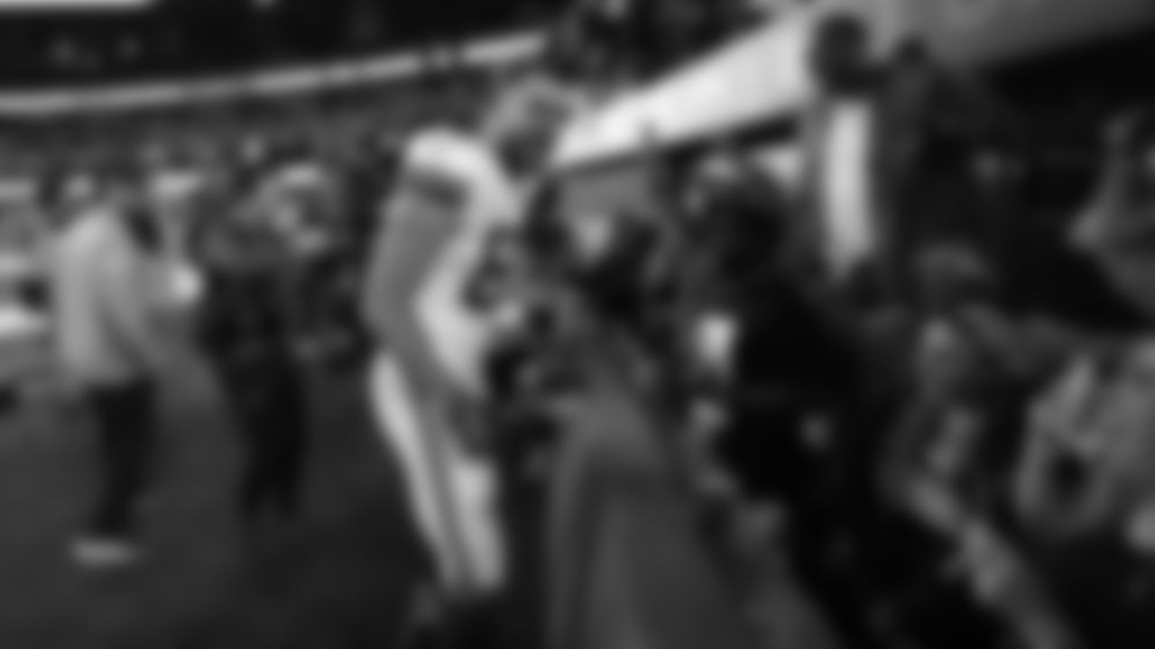 Kansas City Chiefs face off against the Los Angeles Chargers at SoFi Stadium on November 20, 2022 in Los Angeles, California
