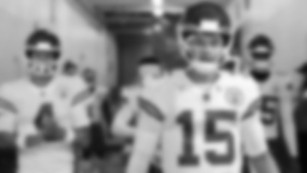 Kansas City Chiefs quarterback Patrick Mahomes (15) prior to an NFL football game against the Washington Football Team, Sunday, October 17, 2021 in Greater Landover.