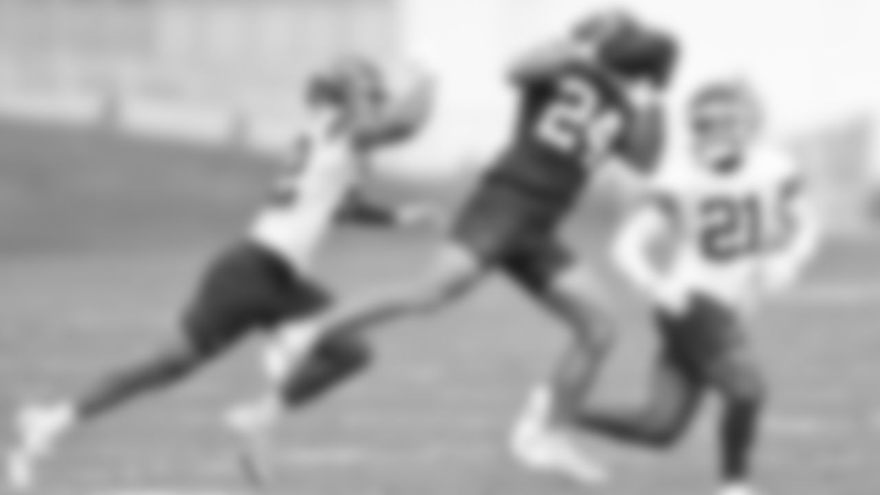 Kansas City Chiefs wide receiver Skyy Moore (24) catches a pass during preseason practice on Tuesday, August 22, 2023 in Kansas City, MO.