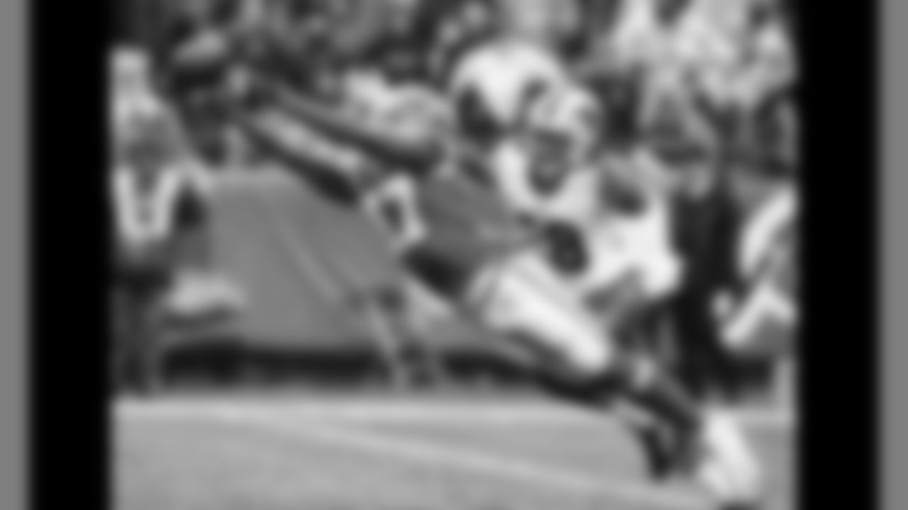 Kansas City Chiefs wide receiver Chris Conley (17) during the game against the Buffalo Bills at Arrowhead Stadium on November 29, 2019.