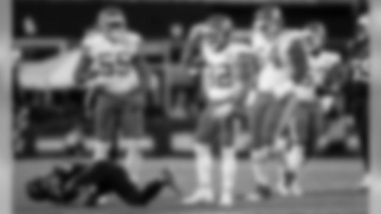 Kansas City Chiefs Safety Tyrann Mathieu (32) during the game between the Kansas City Chiefs and the New England Patriots on December 8, 2019.