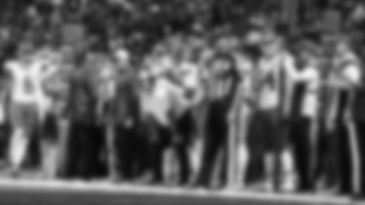 Kansas City Chiefs vs Indianapolis Colts at Lucas Oil Stadium on September 25th, 2022.