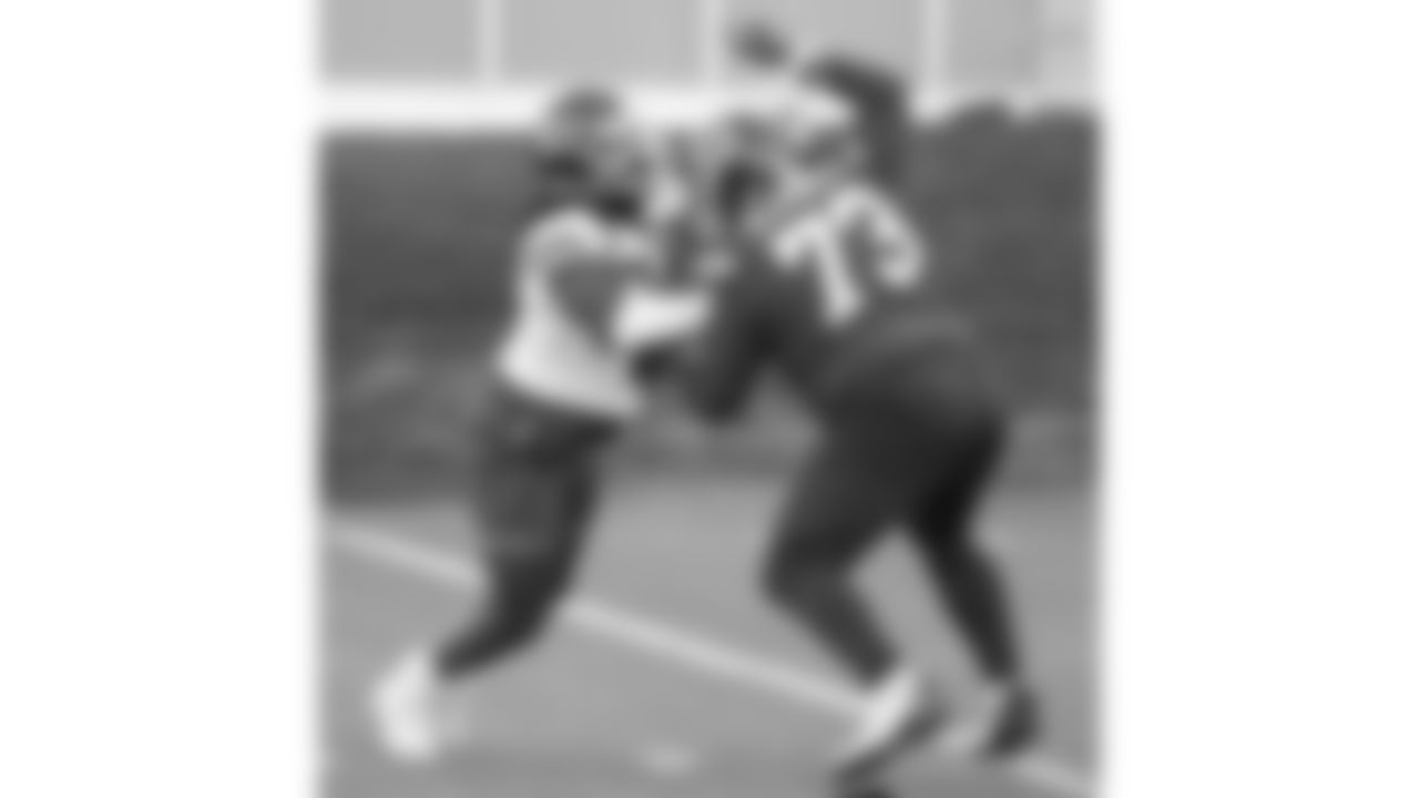 Kansas City Chiefs defensive end Melvin Ingram (24) and offensive guard Nick Allegretti at practice in preparation for week ten against the Las Vegas Raiders.