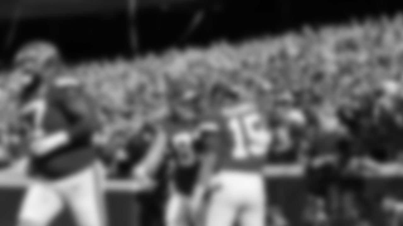 Kansas City Chiefs vs Cleveland Browns during NFL Season Opener at GEHA Field at Arrowhead Stadium in Kansas City, MO on September 12, 2021