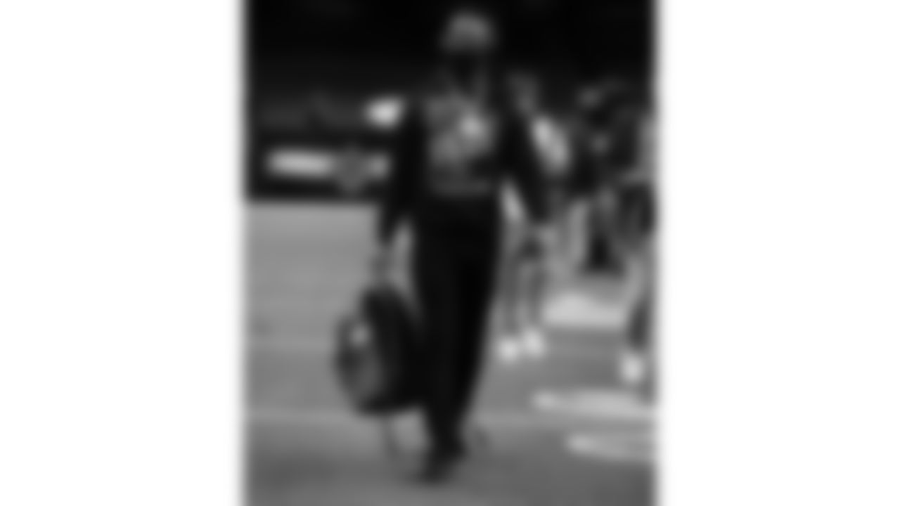 Kansas City Chiefs running back Le'Veon Bell (26) prior to an NFL football game against the New Orleans Saints, Sunday, Dec. 20, 2020 in New Orleans.