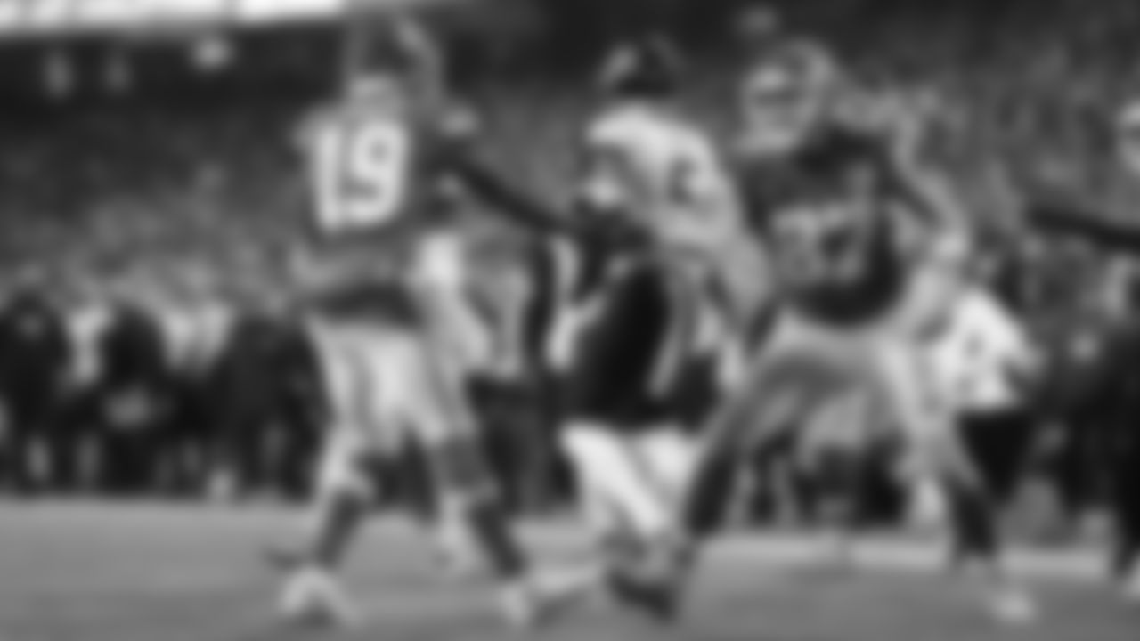 Kansas City Chiefs face off against the Jacksonville Jaguars at GEHA Field at Arrowhead Stadium on January 21, 2023.