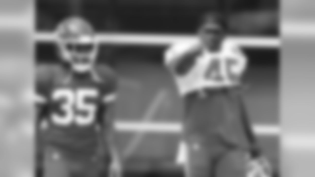 Kansas City Chiefs linebacker Ukeme Eligwe (45) during practice on August 21, 2018