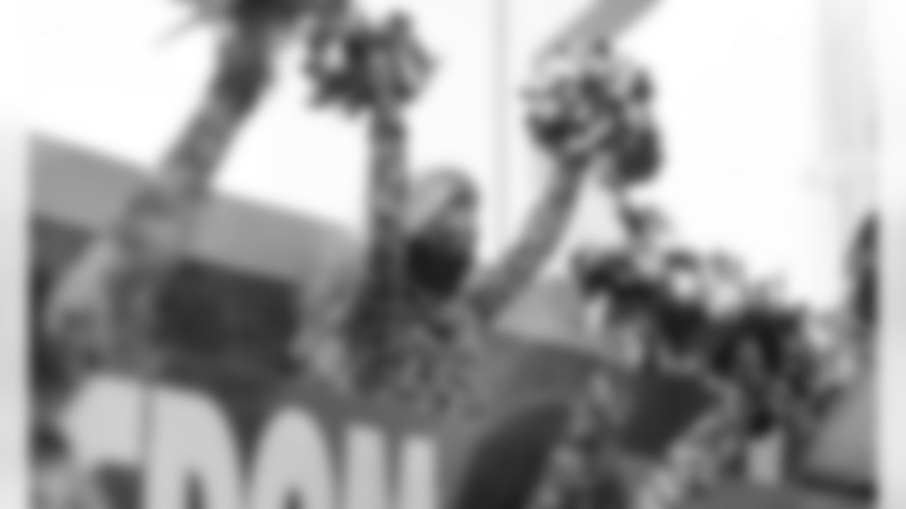 022-2020_PanthersCheer