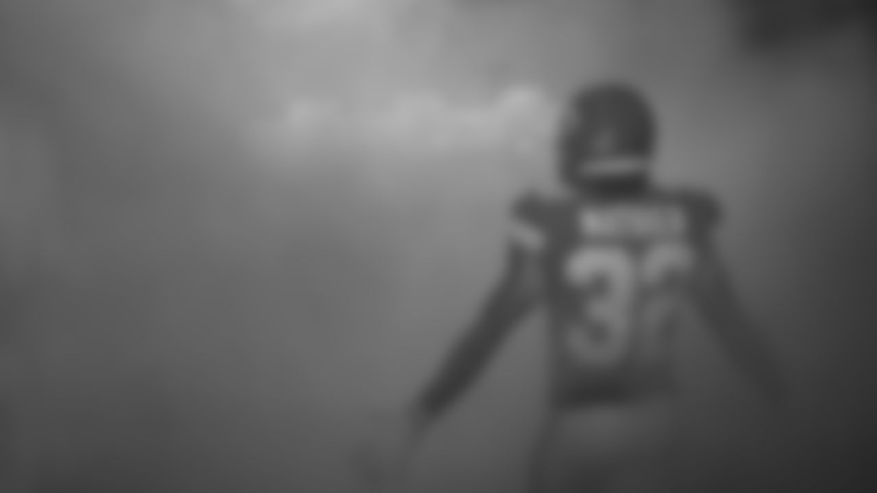 Kansas City Chiefs free safety Tyrann Mathieu (32) before running out onto the field for introductions prior to the AFC Championship football game against the Cincinnati Bengals, Sunday, January 30, 2022.