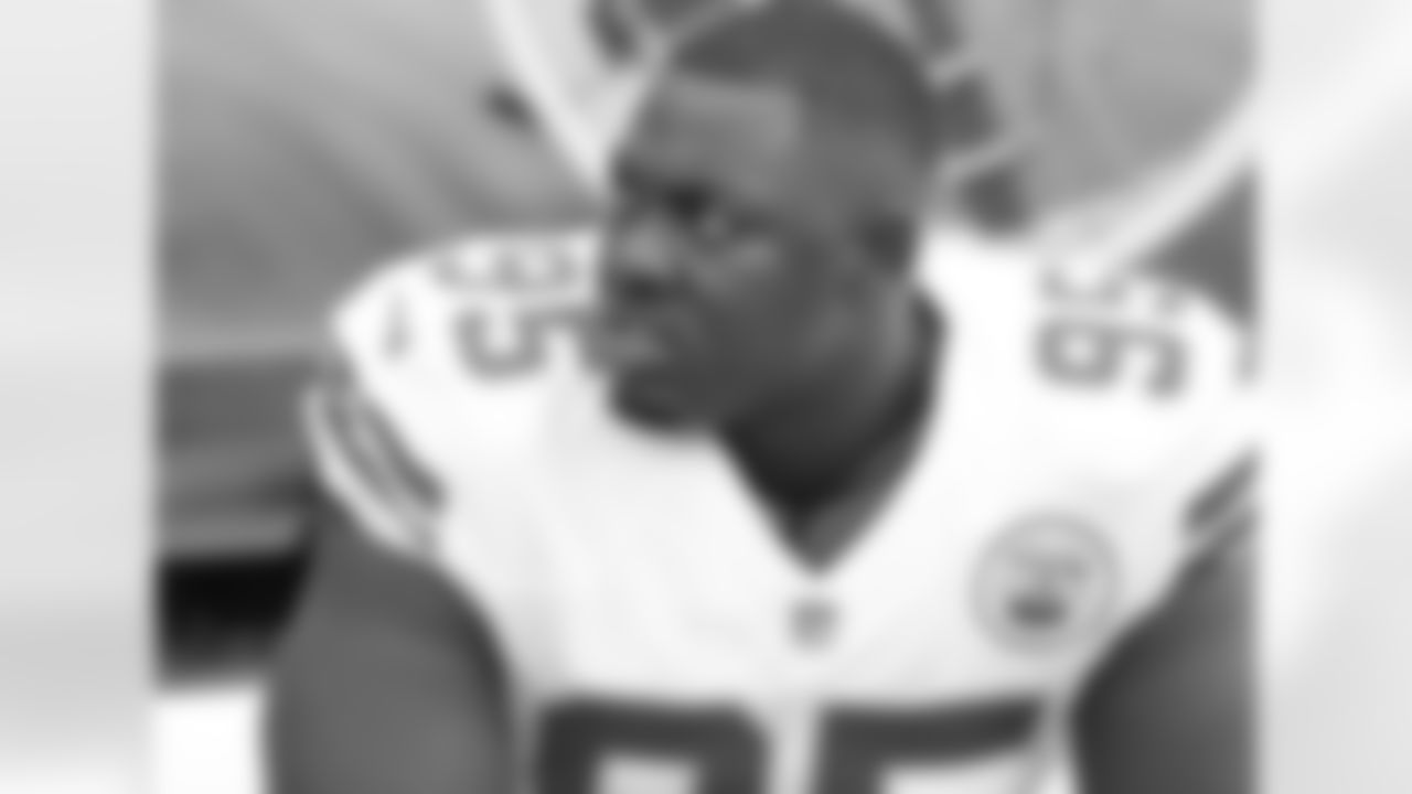 Kansas City Chiefs defensive lineman Chris Jones (95)